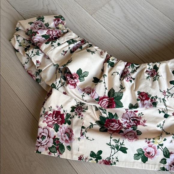 Antonio Melani x The Style Bungalow Miraflores Off-The-Shoulder Puffed Crop Top - Picture 6 of 10